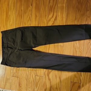 Athleta Wander Stash Skinny Pant 0P Dark Green